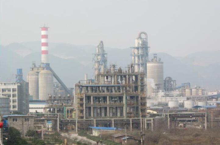 重慶映天輝氯堿化工塔類設(shè)備使用現(xiàn)場